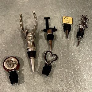 Misc. wine stoppers.